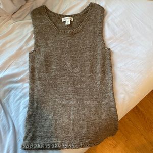 knitted tank top (Great condition)